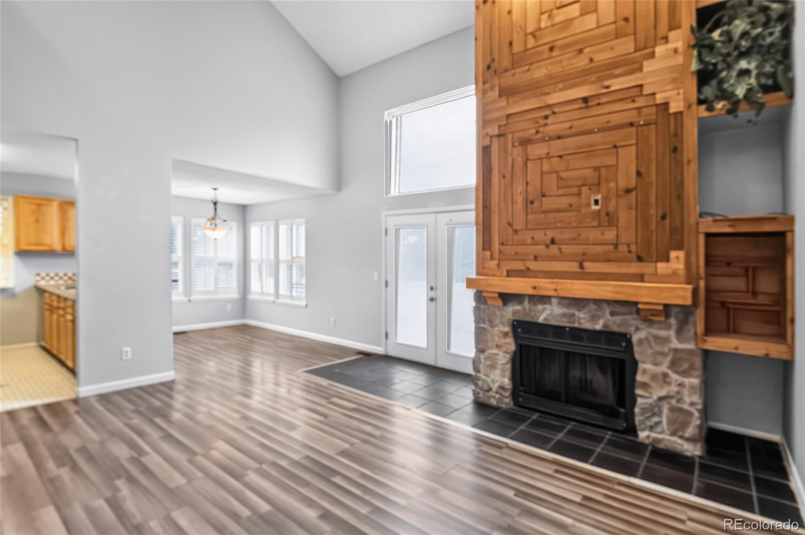 MLS Image #3 for 11521 e 1st avenue,aurora, Colorado