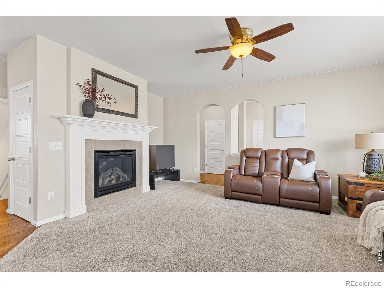 MLS Image #3 for 163 n jamestown way,aurora, Colorado