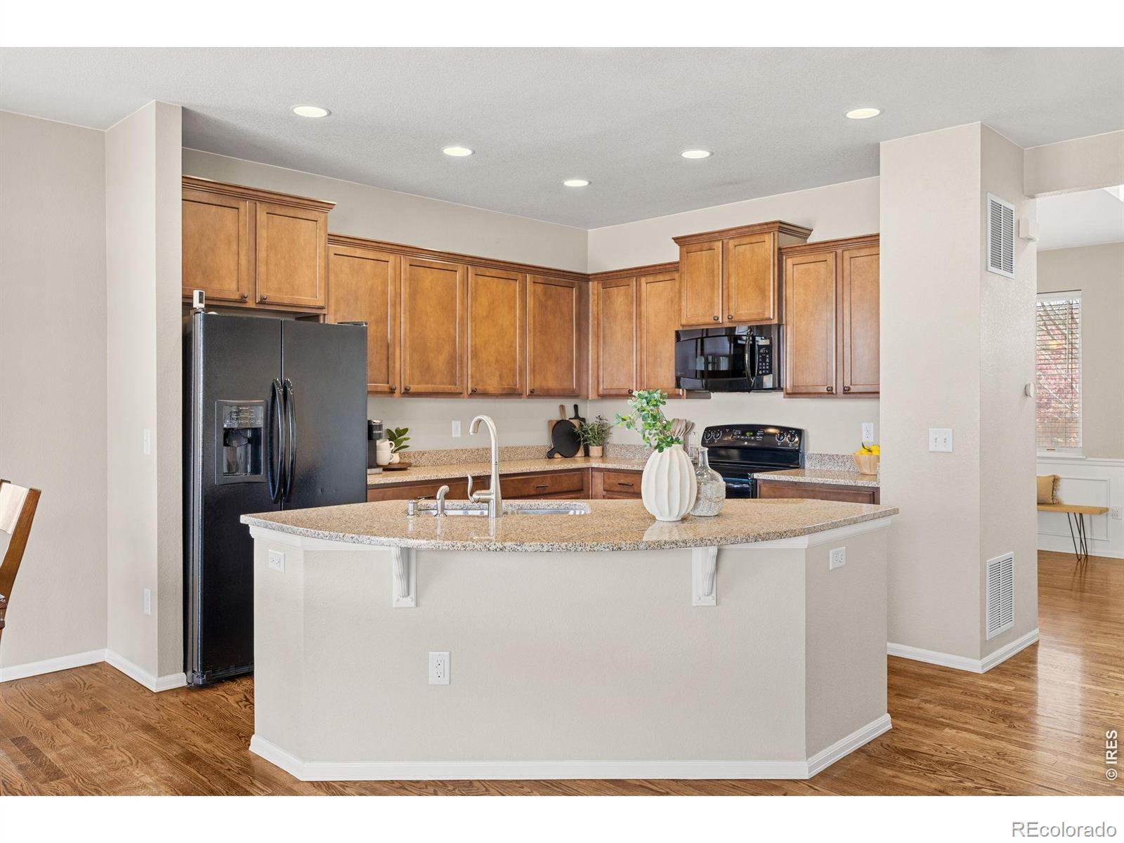 MLS Image #8 for 163 n jamestown way,aurora, Colorado