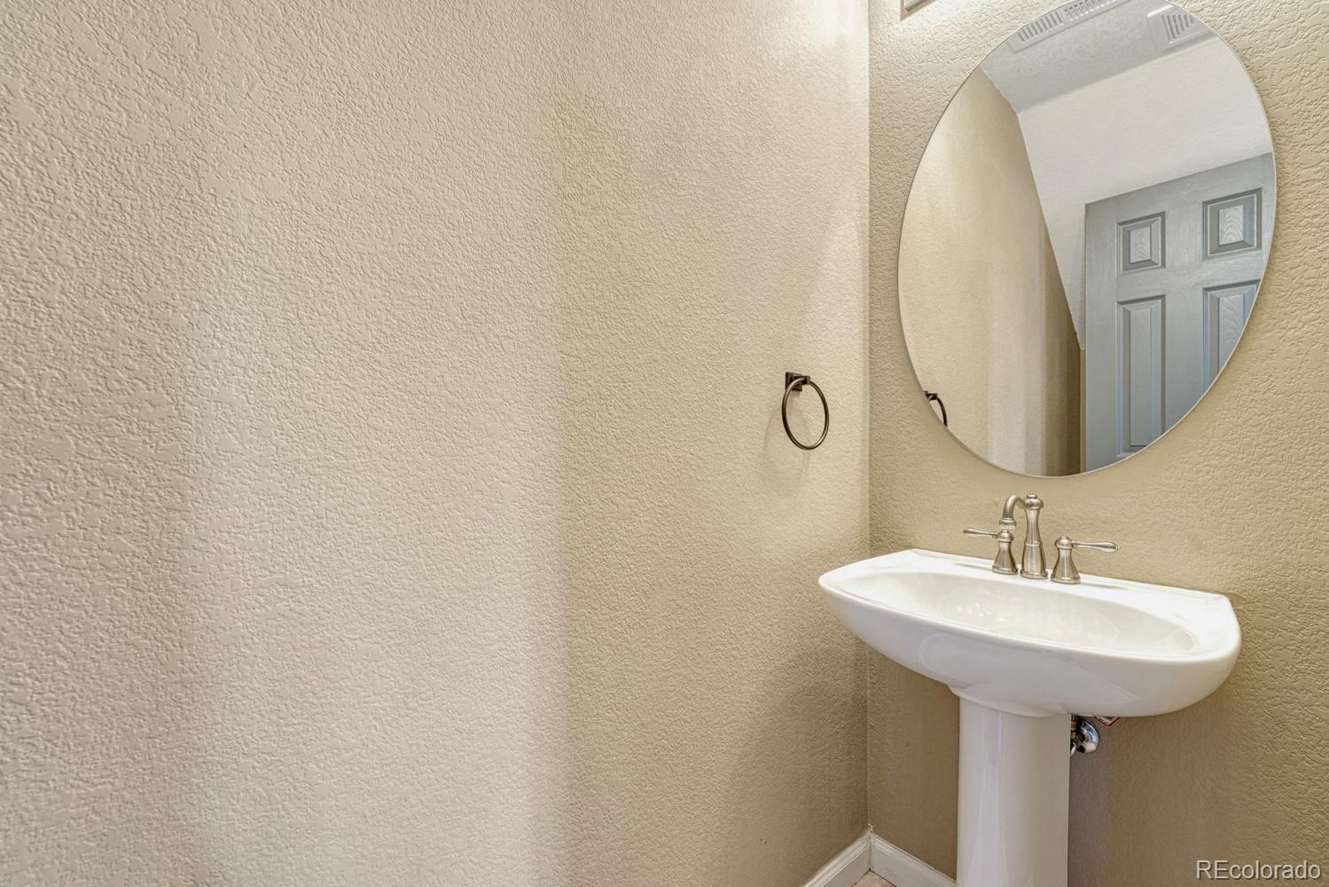 MLS Image #32 for 2017 s fundy court,aurora, Colorado