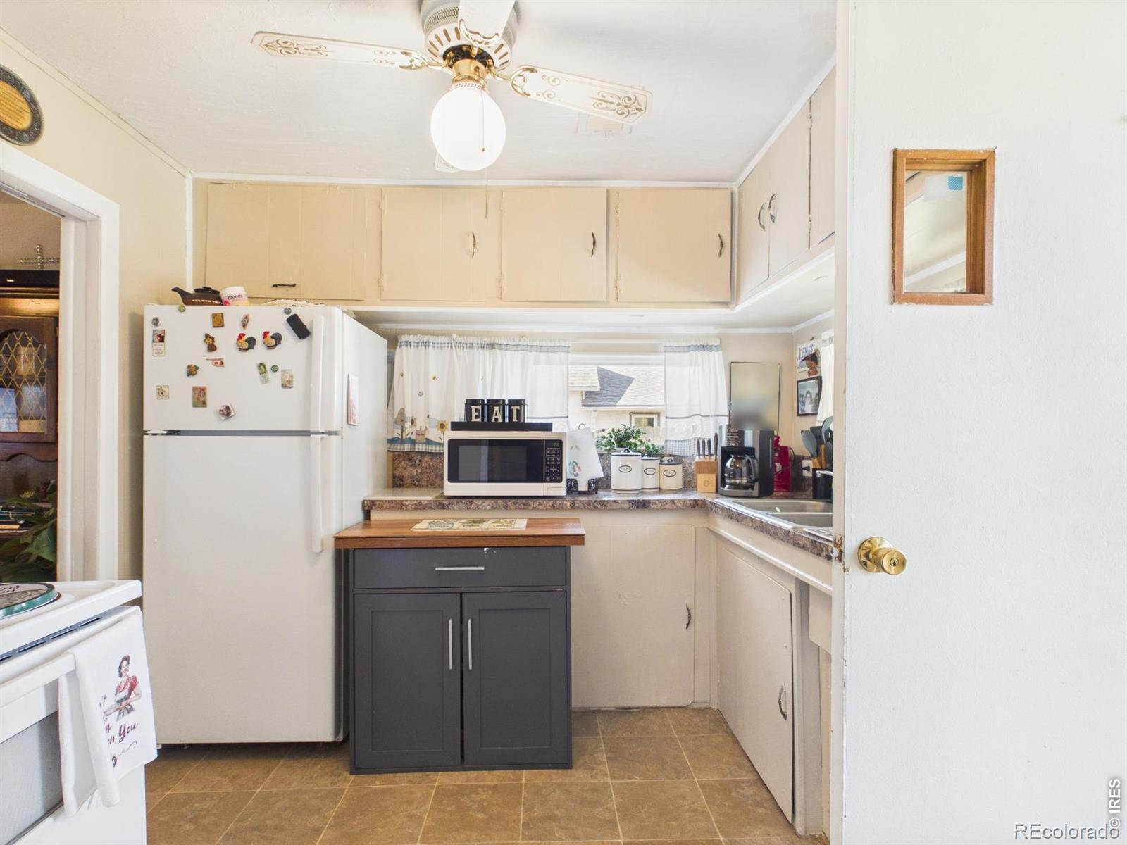 MLS Image #11 for 408  clark street,eaton, Colorado