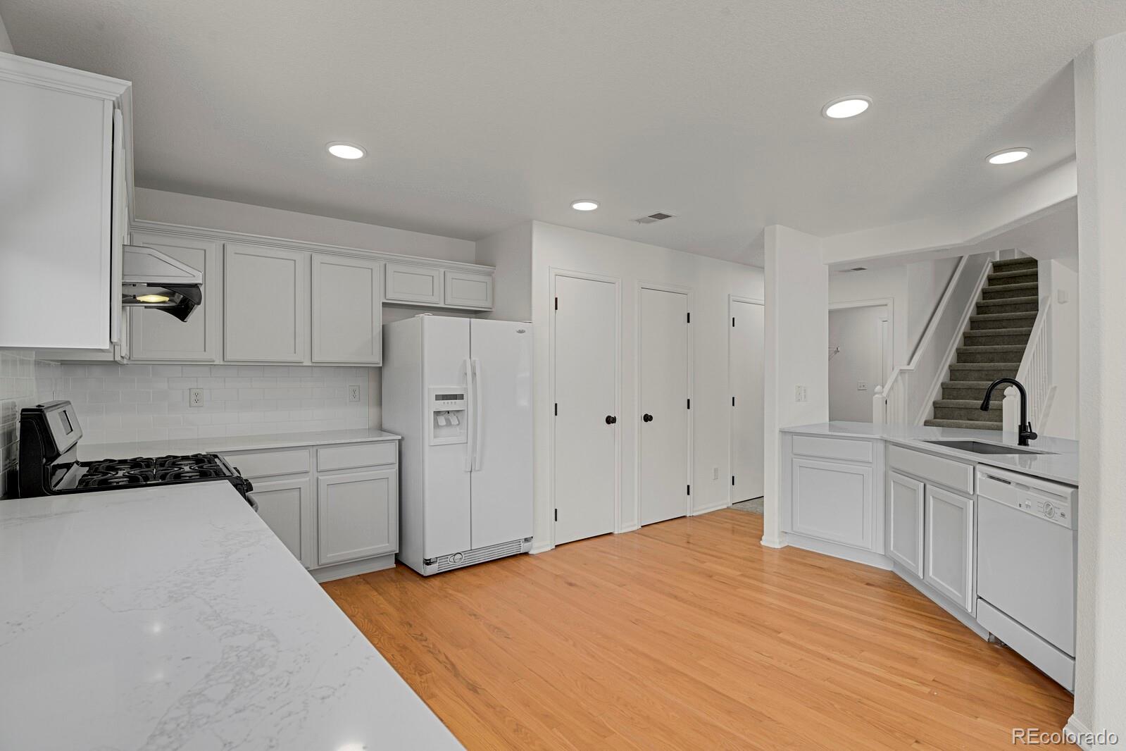 MLS Image #10 for 5530 s quemoy circle,aurora, Colorado
