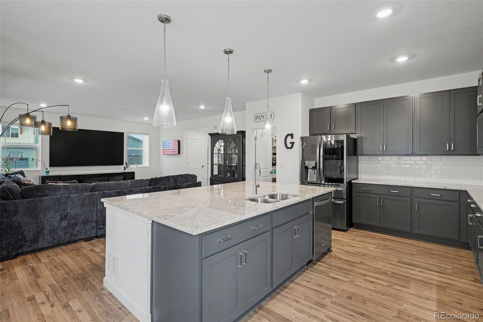 MLS Image #11 for 8489  arriba drive,littleton, Colorado