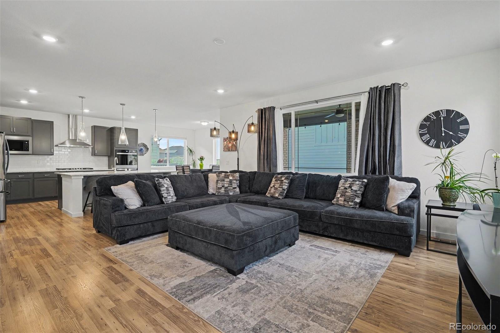 MLS Image #4 for 8489  arriba drive,littleton, Colorado