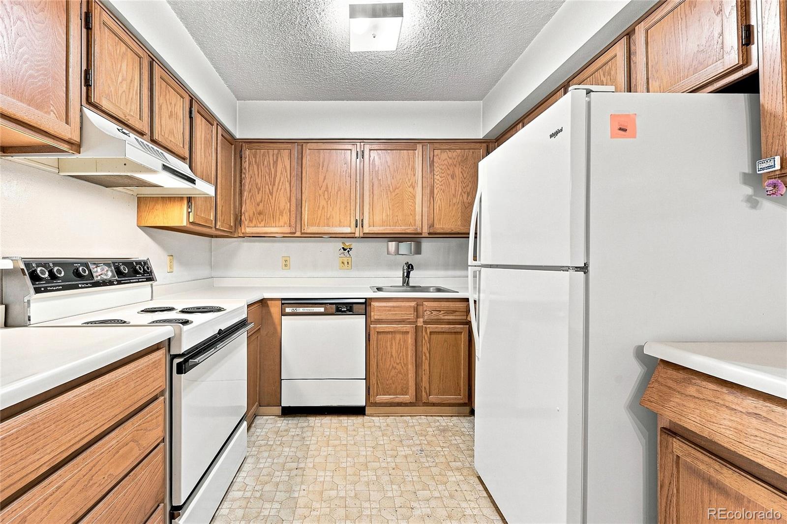 MLS Image #5 for 10251 w 44th avenue,wheat ridge, Colorado
