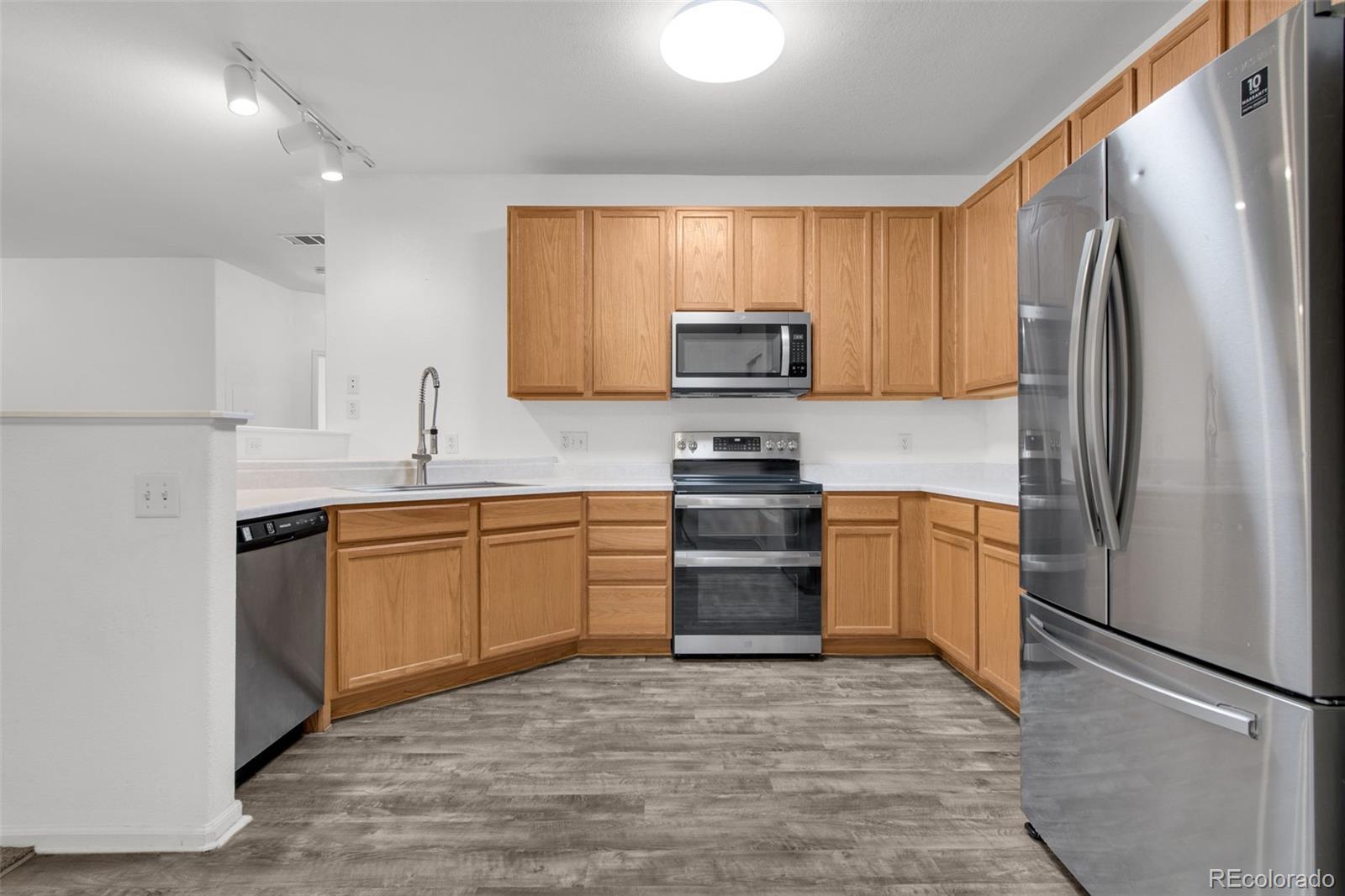 MLS Image #13 for 3262 e 103rd drive,denver, Colorado