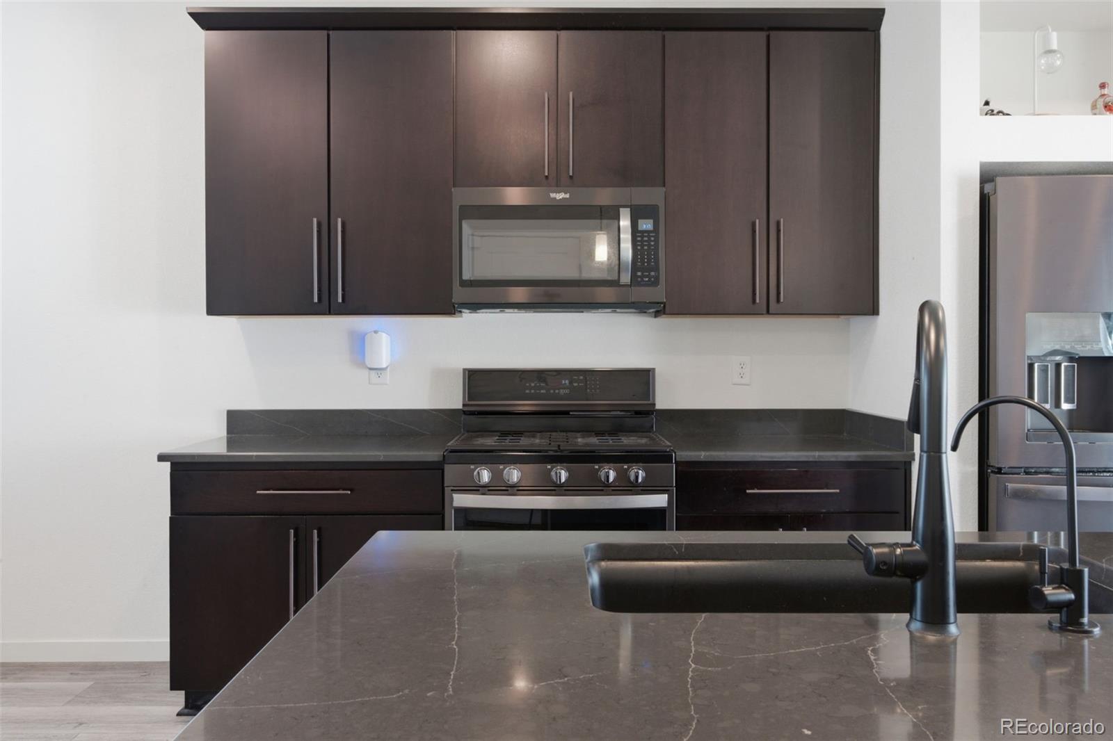 MLS Image #5 for 21845 e 44th place,aurora, Colorado