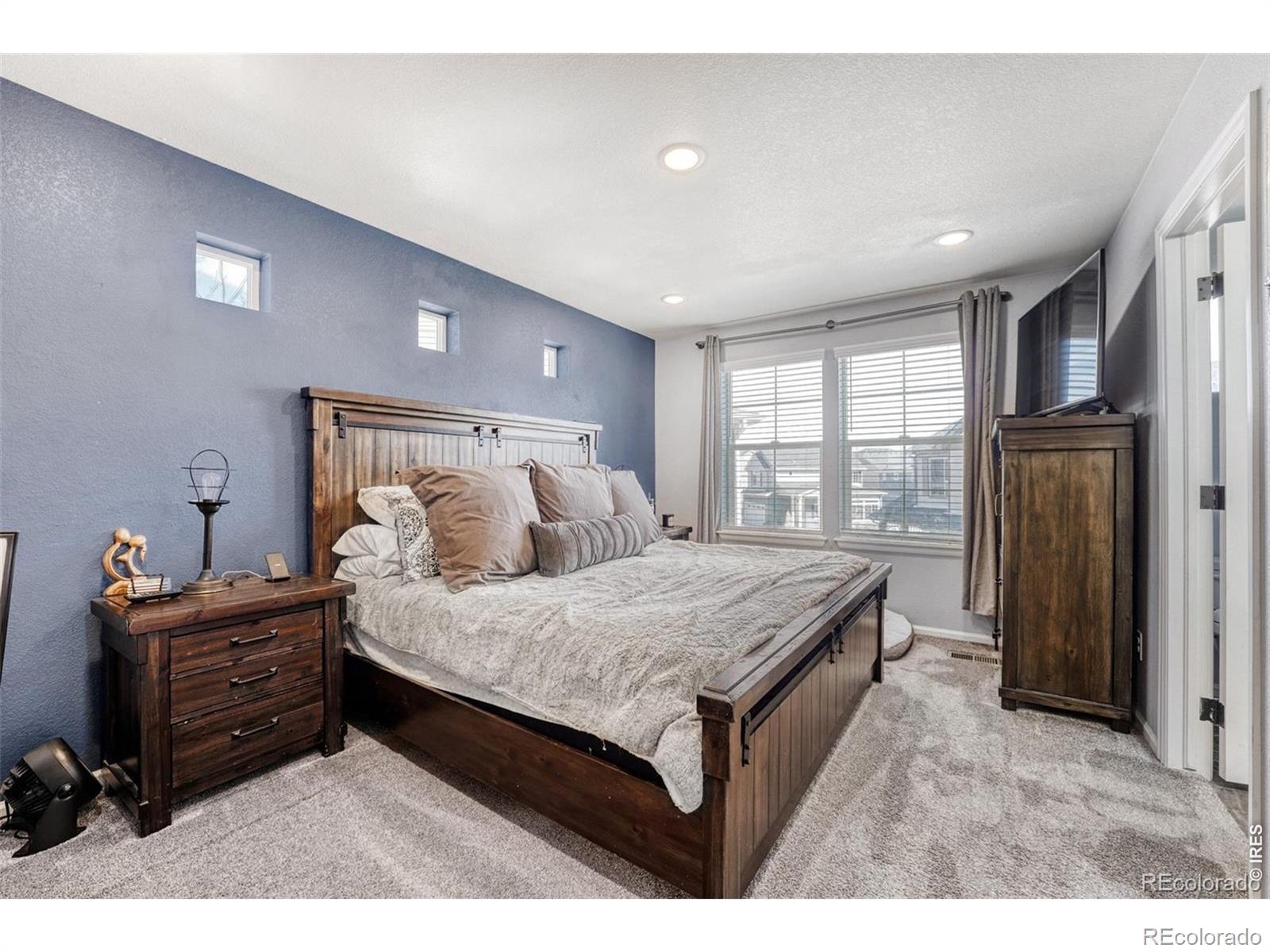 MLS Image #14 for 26168 e maple drive,aurora, Colorado