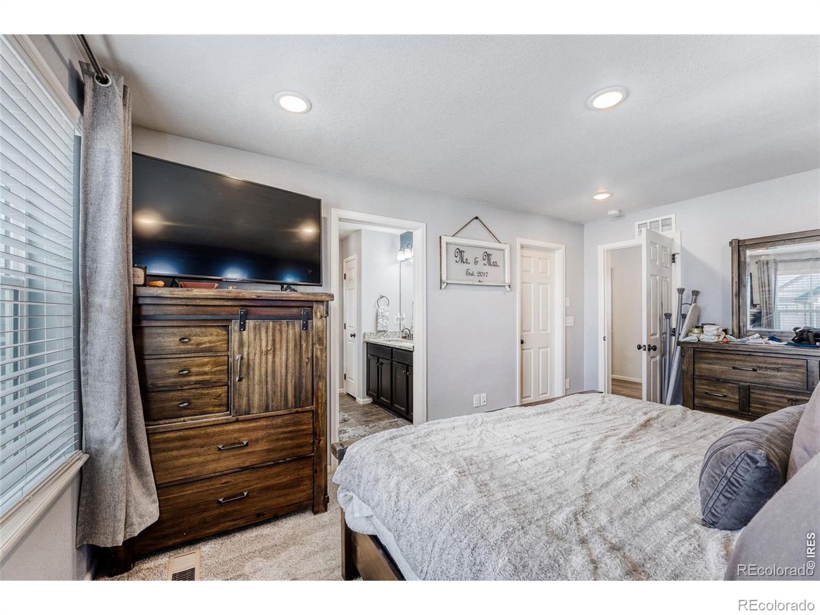MLS Image #16 for 26168 e maple drive,aurora, Colorado