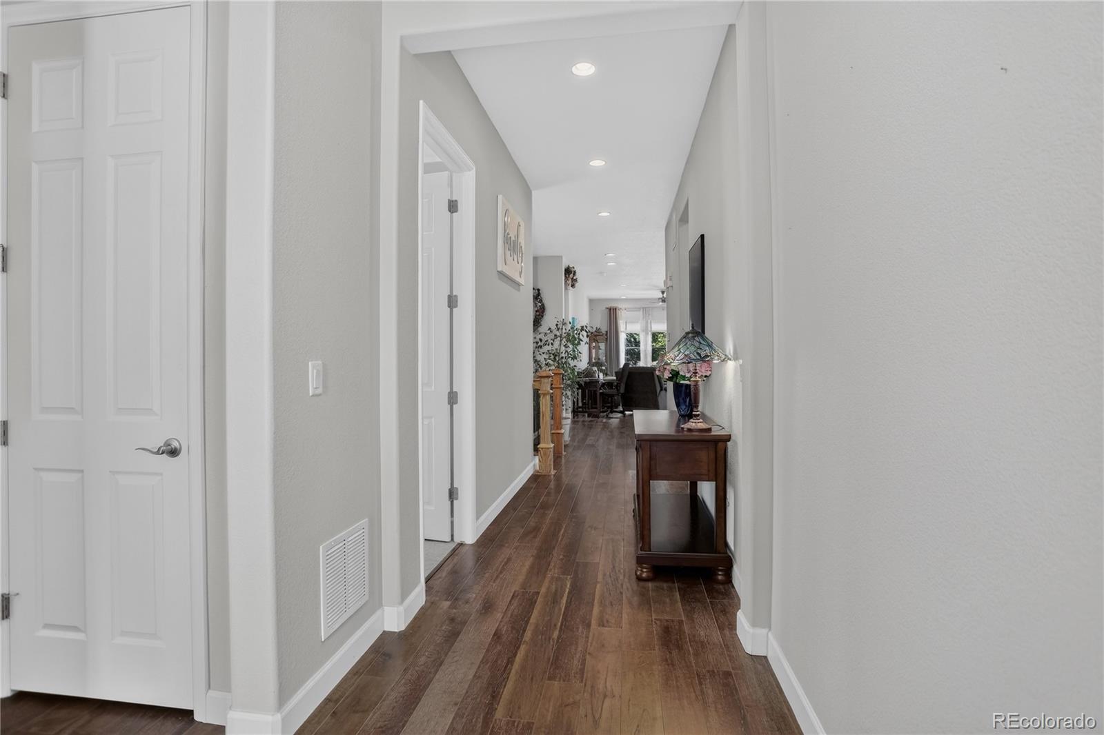 MLS Image #3 for 9828  eagle river street,littleton, Colorado