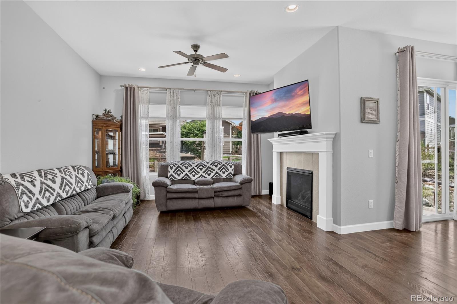 MLS Image #4 for 9828  eagle river street,littleton, Colorado
