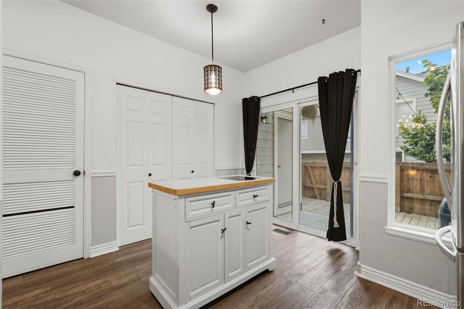 MLS Image #13 for 9647 w chatfield avenue e,littleton, Colorado