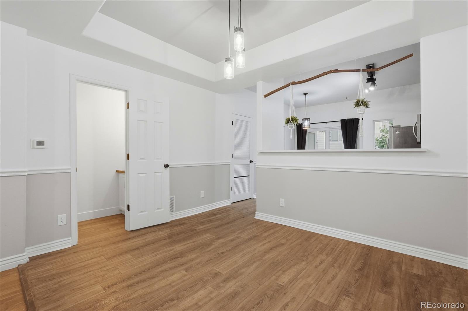 MLS Image #7 for 9647 w chatfield avenue e,littleton, Colorado