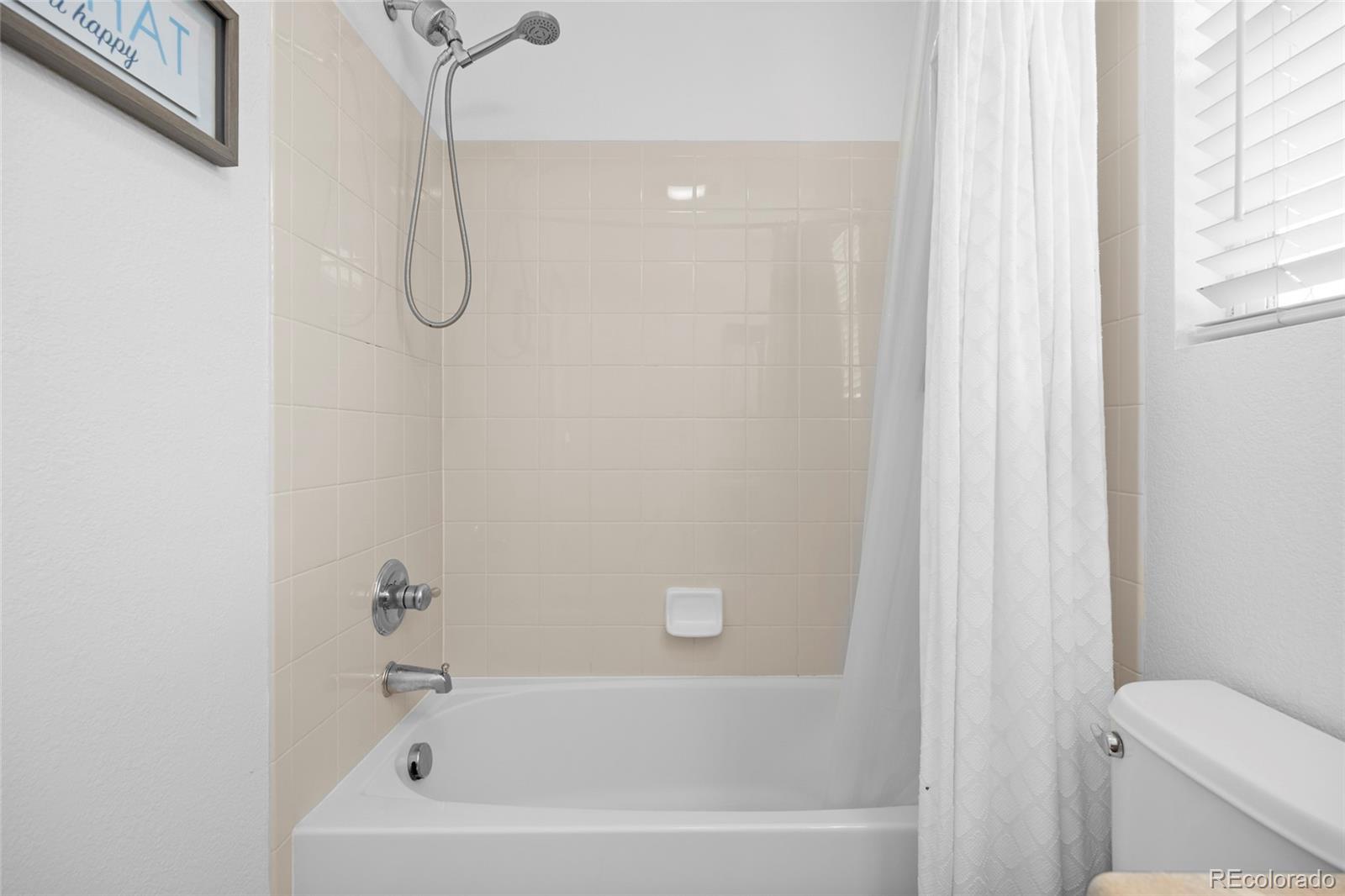 MLS Image #23 for 4850 s elk court,aurora, Colorado