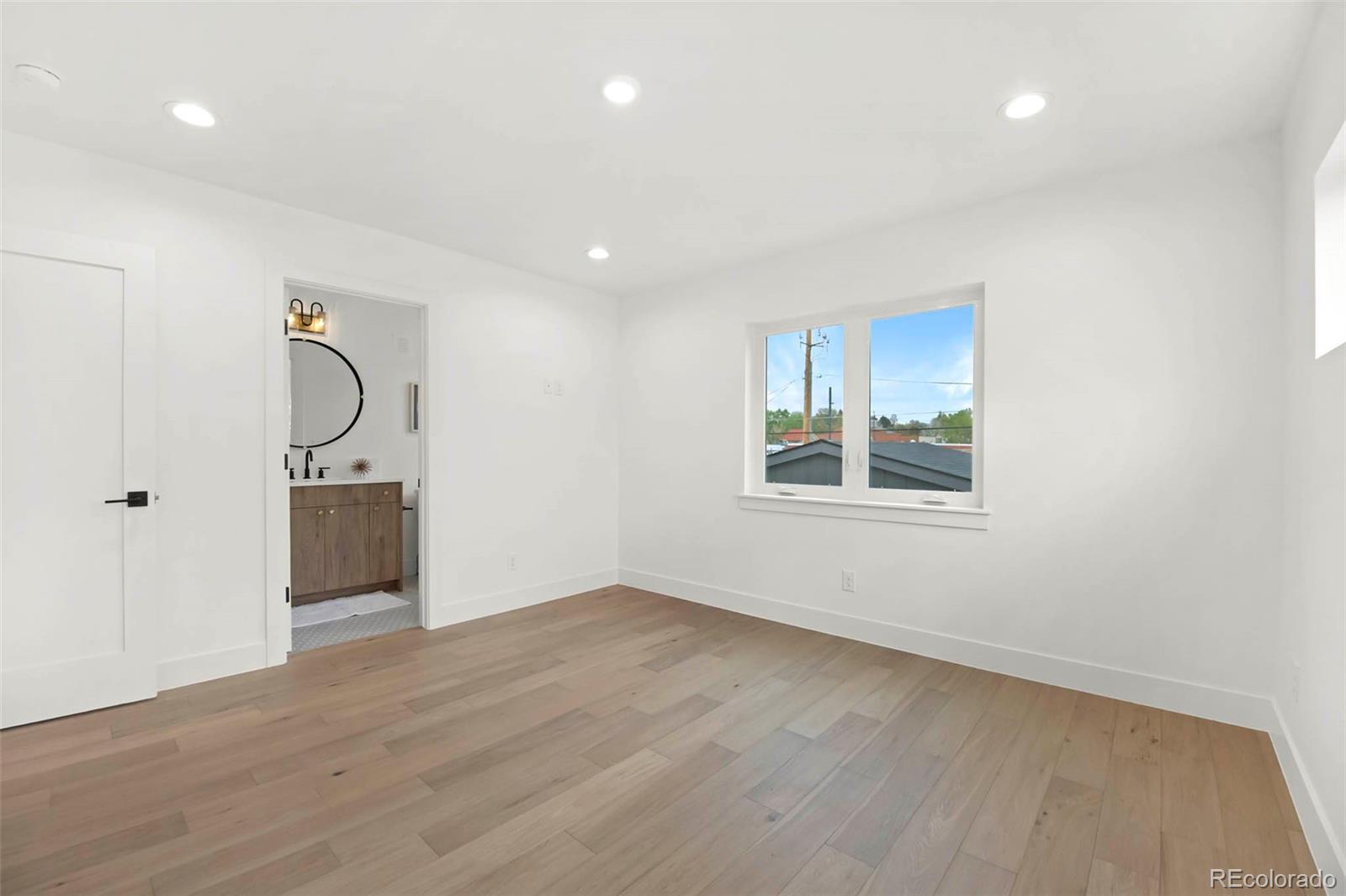 MLS Image #27 for 2660 s acoma street,denver, Colorado