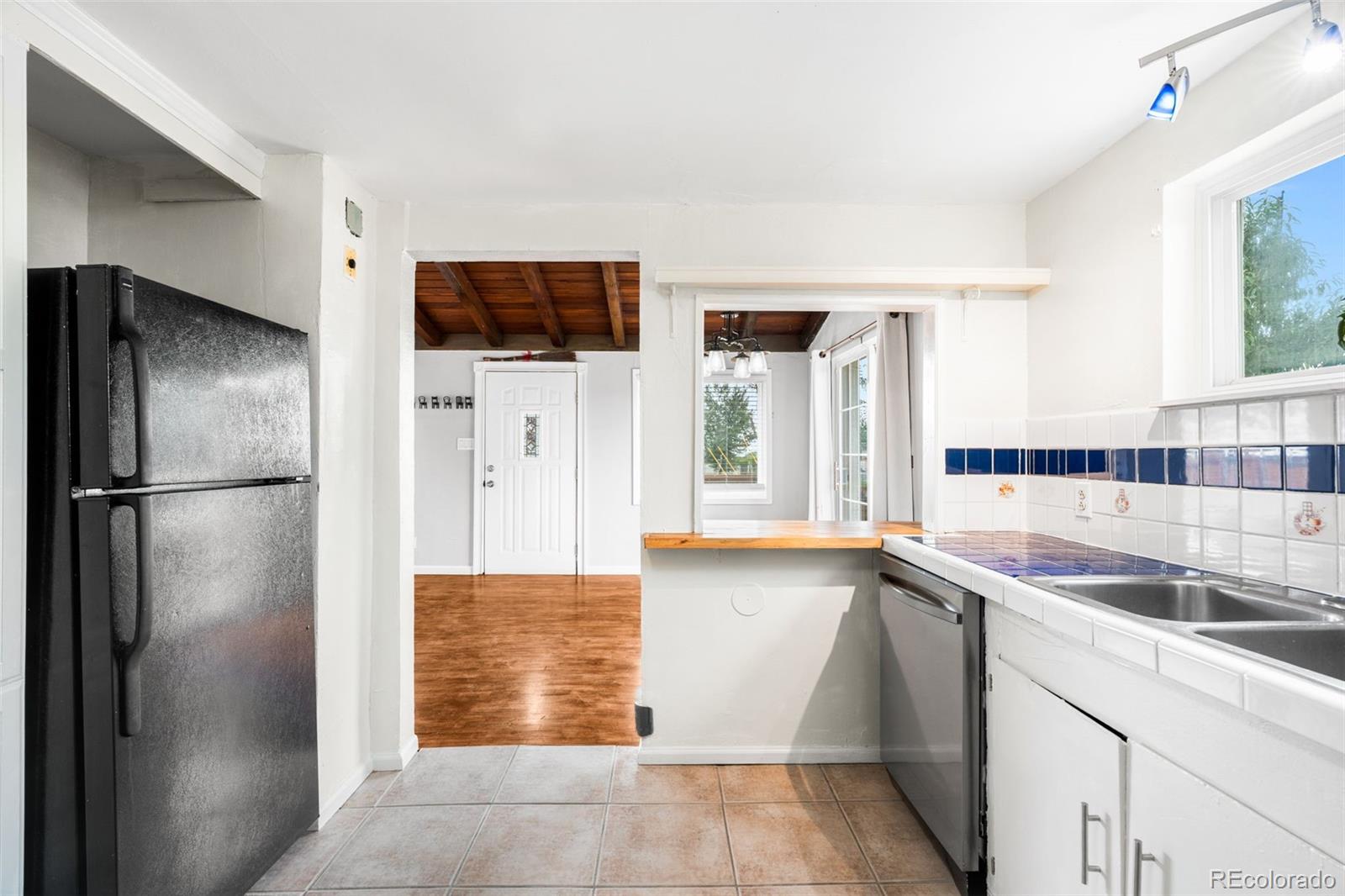 MLS Image #11 for 6401  irving street,denver, Colorado