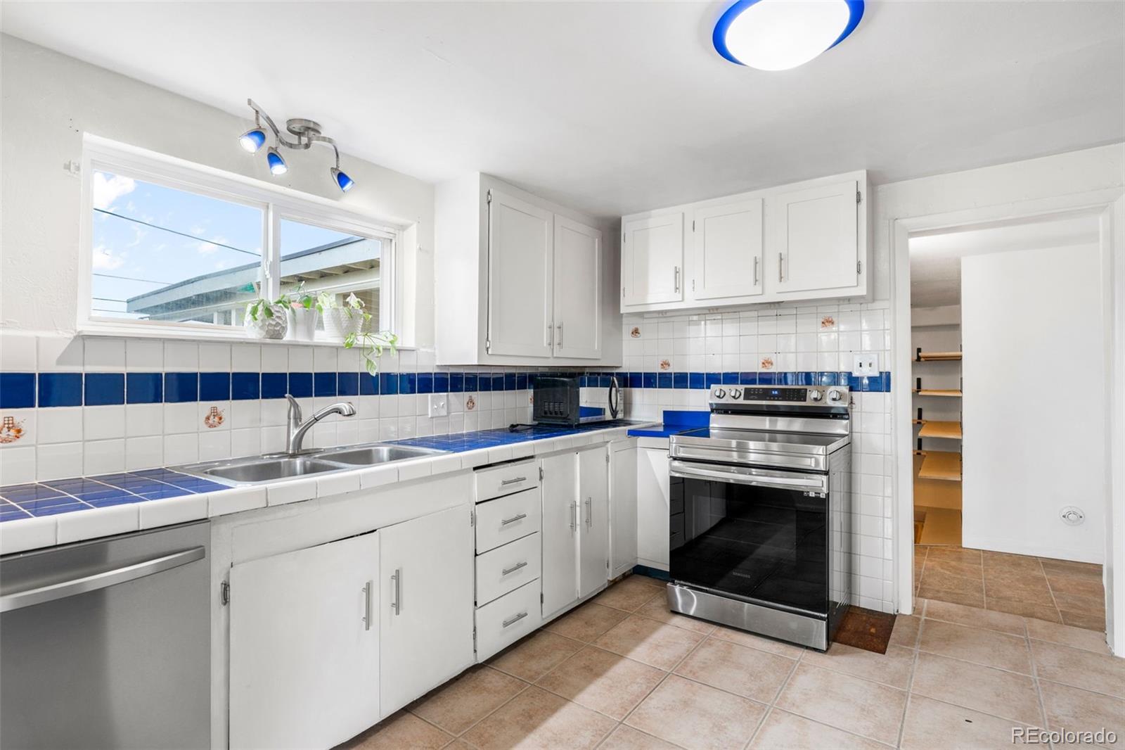 MLS Image #6 for 6401  irving street,denver, Colorado