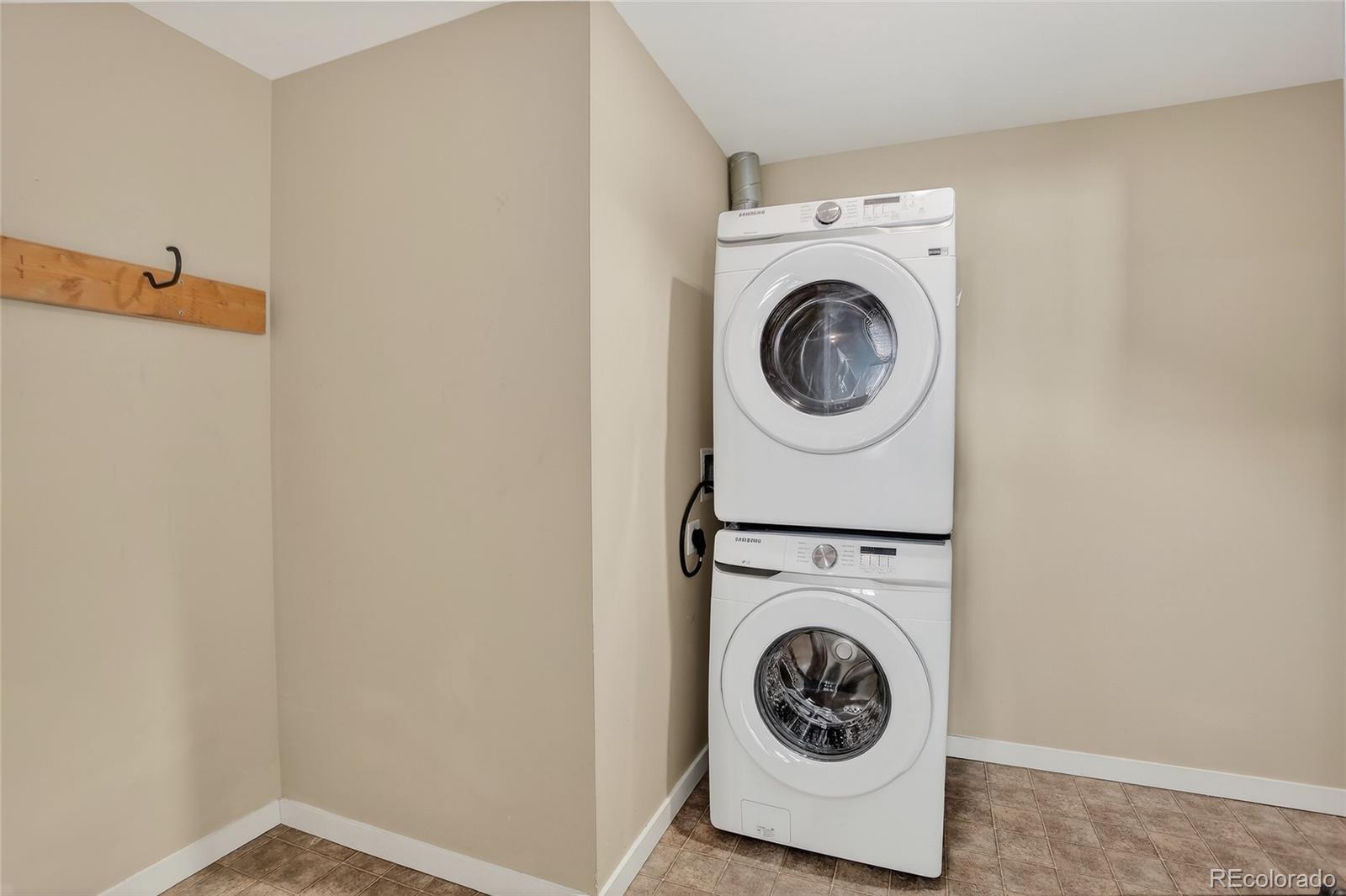 MLS Image #13 for 3601  arapahoe avenue,boulder, Colorado