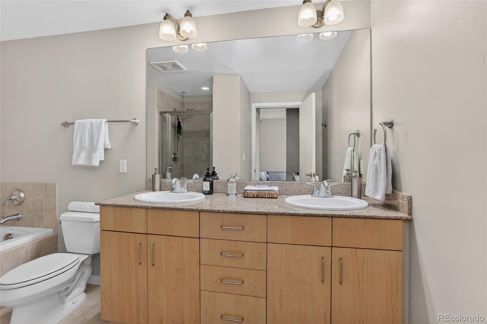 MLS Image #8 for 3601  arapahoe avenue,boulder, Colorado