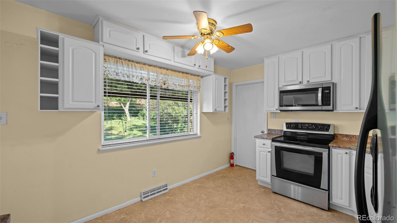 MLS Image #16 for 1719  wynkoop drive,colorado springs, Colorado