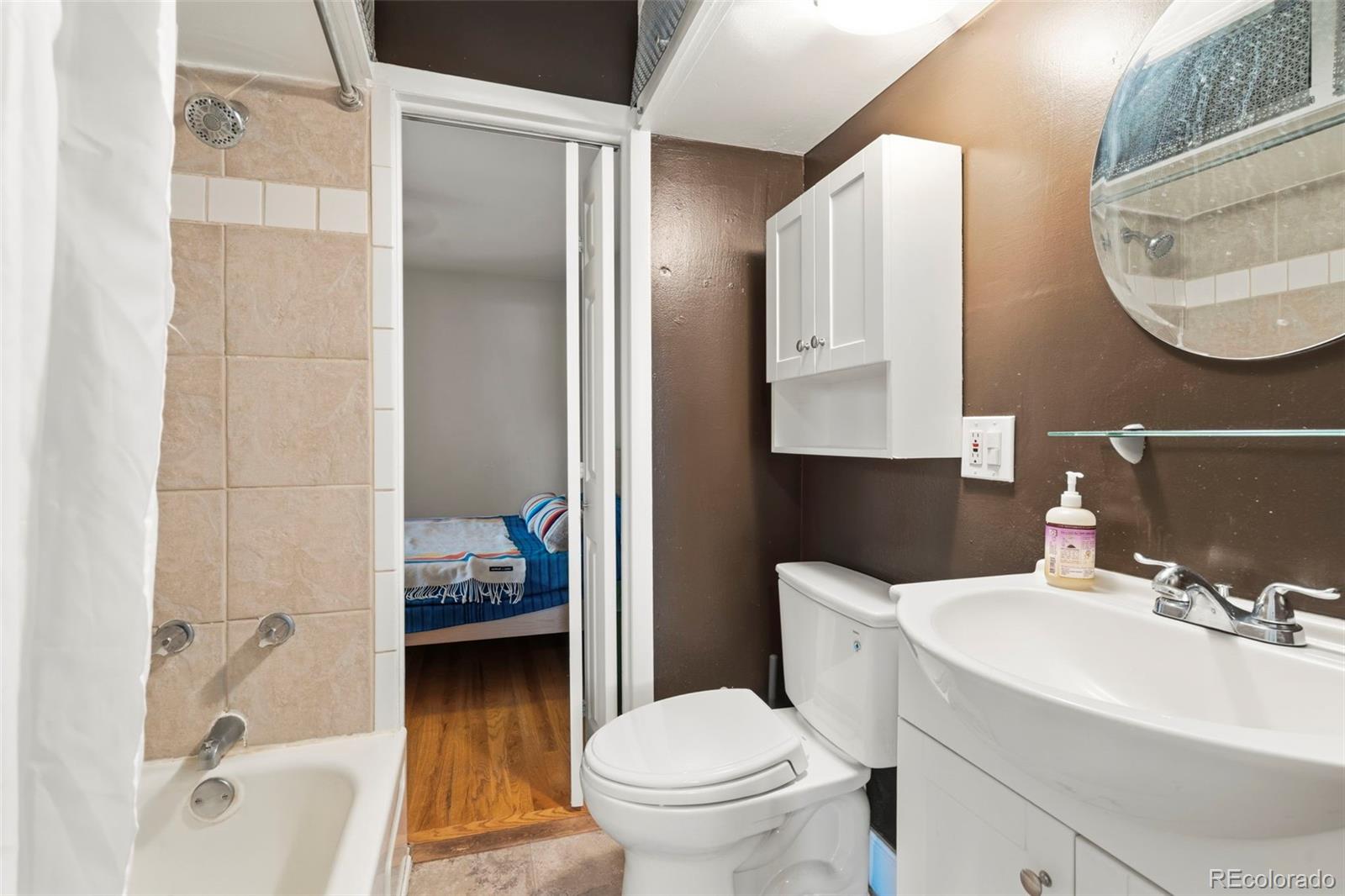 MLS Image #10 for 1400 s logan street,denver, Colorado