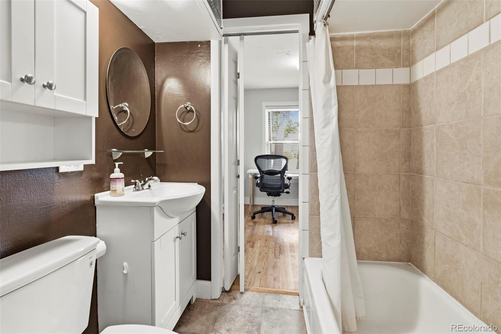 MLS Image #11 for 1400 s logan street,denver, Colorado