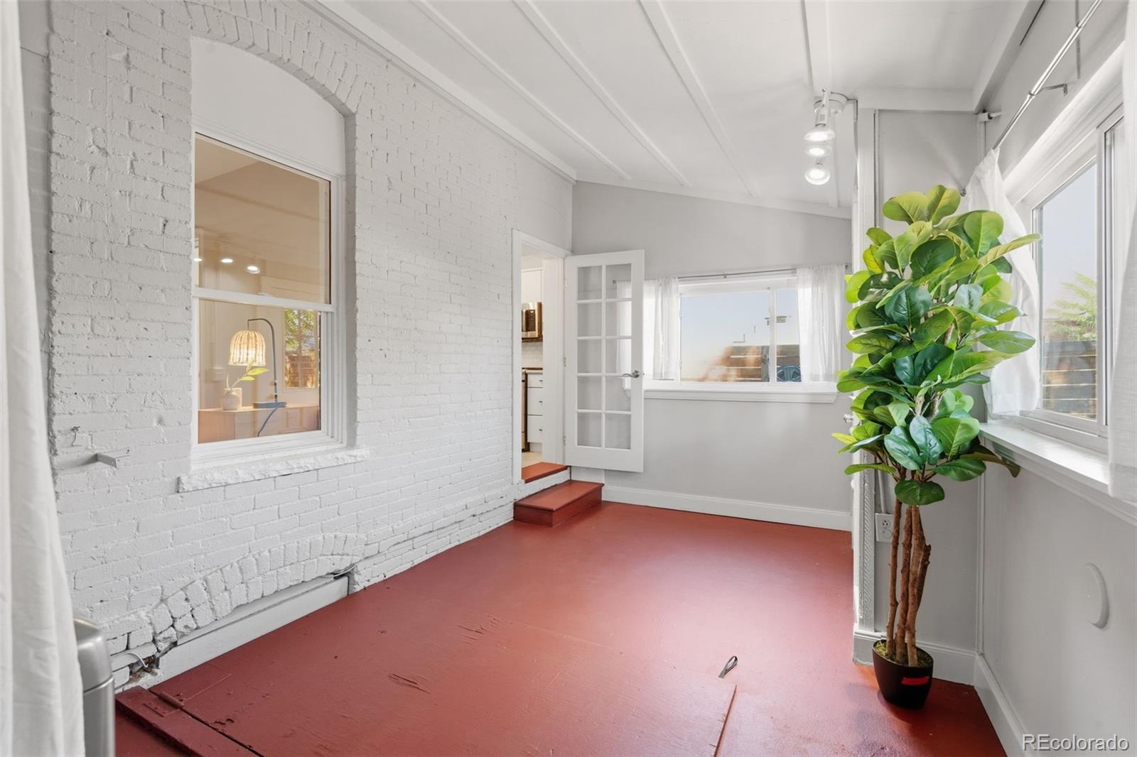MLS Image #27 for 1400 s logan street,denver, Colorado