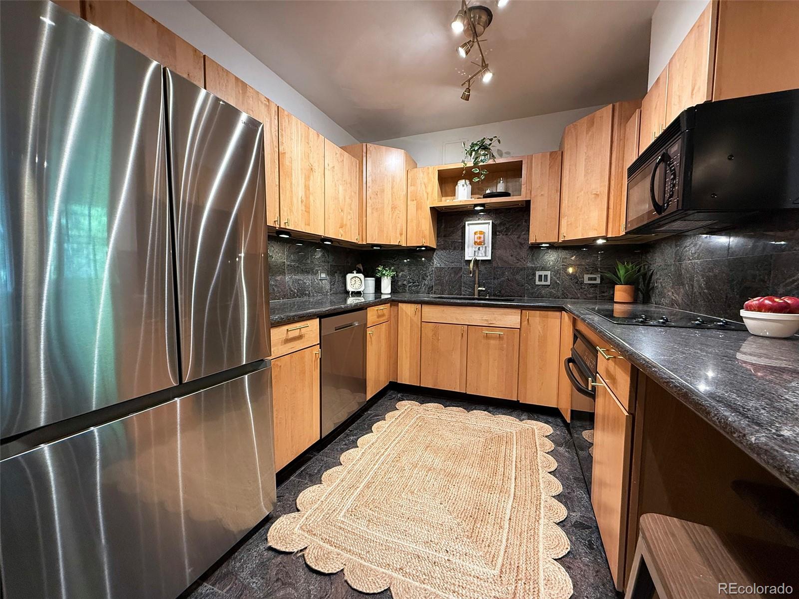 MLS Image #17 for 2351  federal boulevard,denver, Colorado