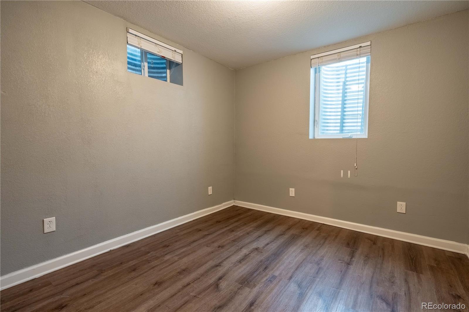 MLS Image #31 for 895 s garrison street,denver, Colorado