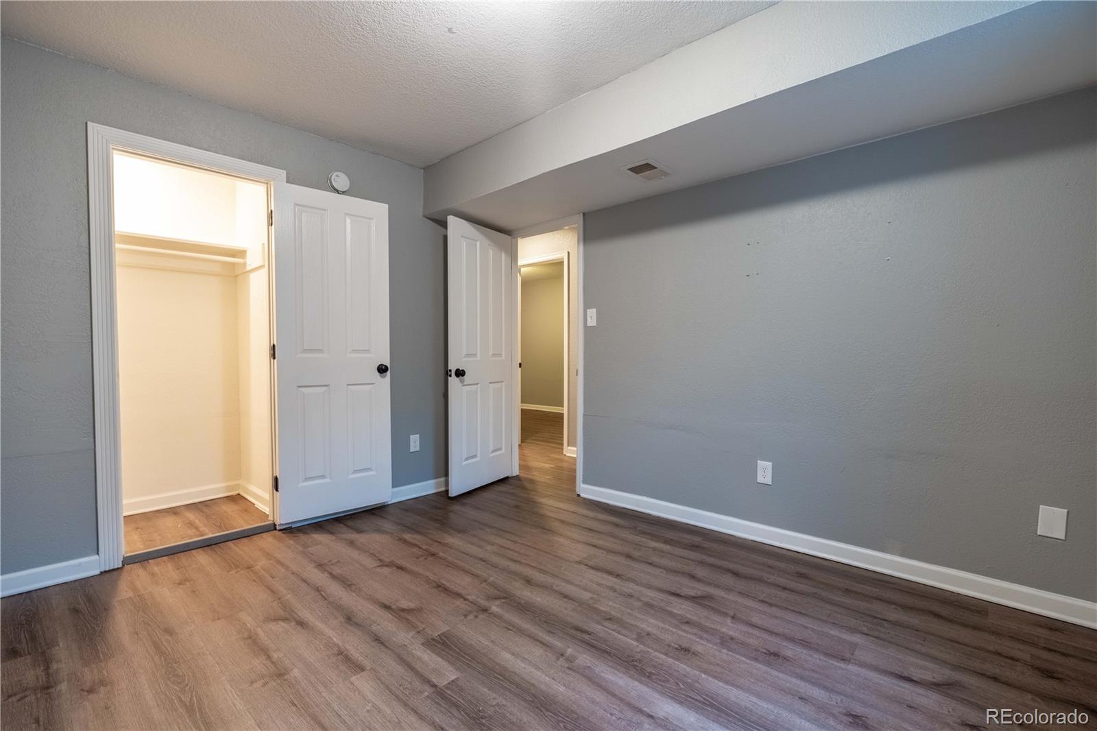MLS Image #33 for 895 s garrison street,denver, Colorado