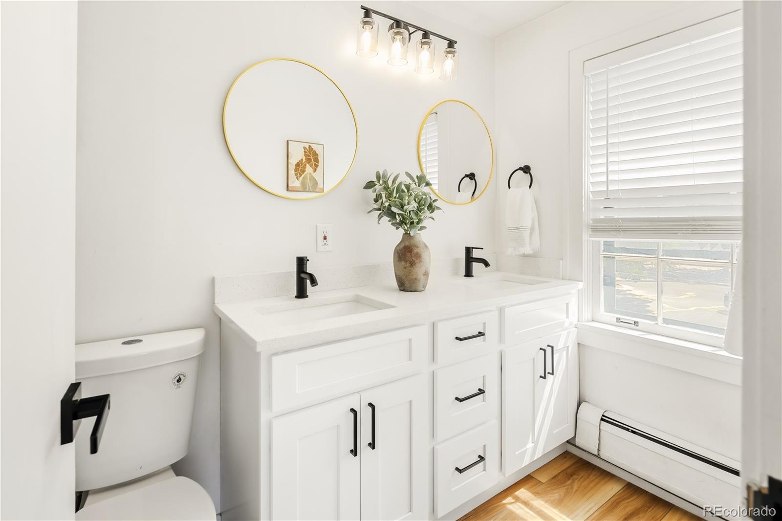 MLS Image #11 for 960 n sherman street 2e,denver, Colorado