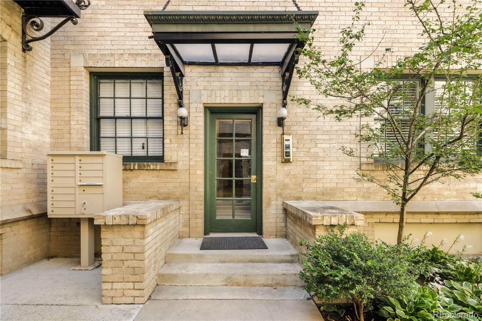 MLS Image #18 for 960 n sherman street 2e,denver, Colorado