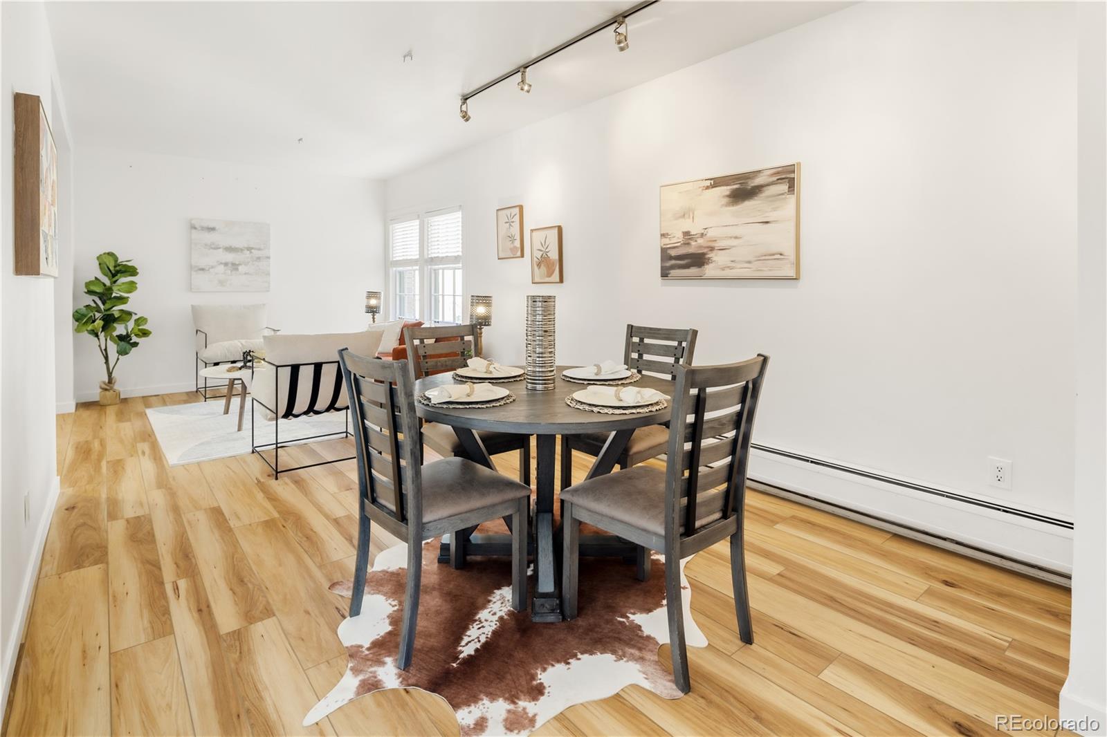 MLS Image #2 for 960 n sherman street 2e,denver, Colorado
