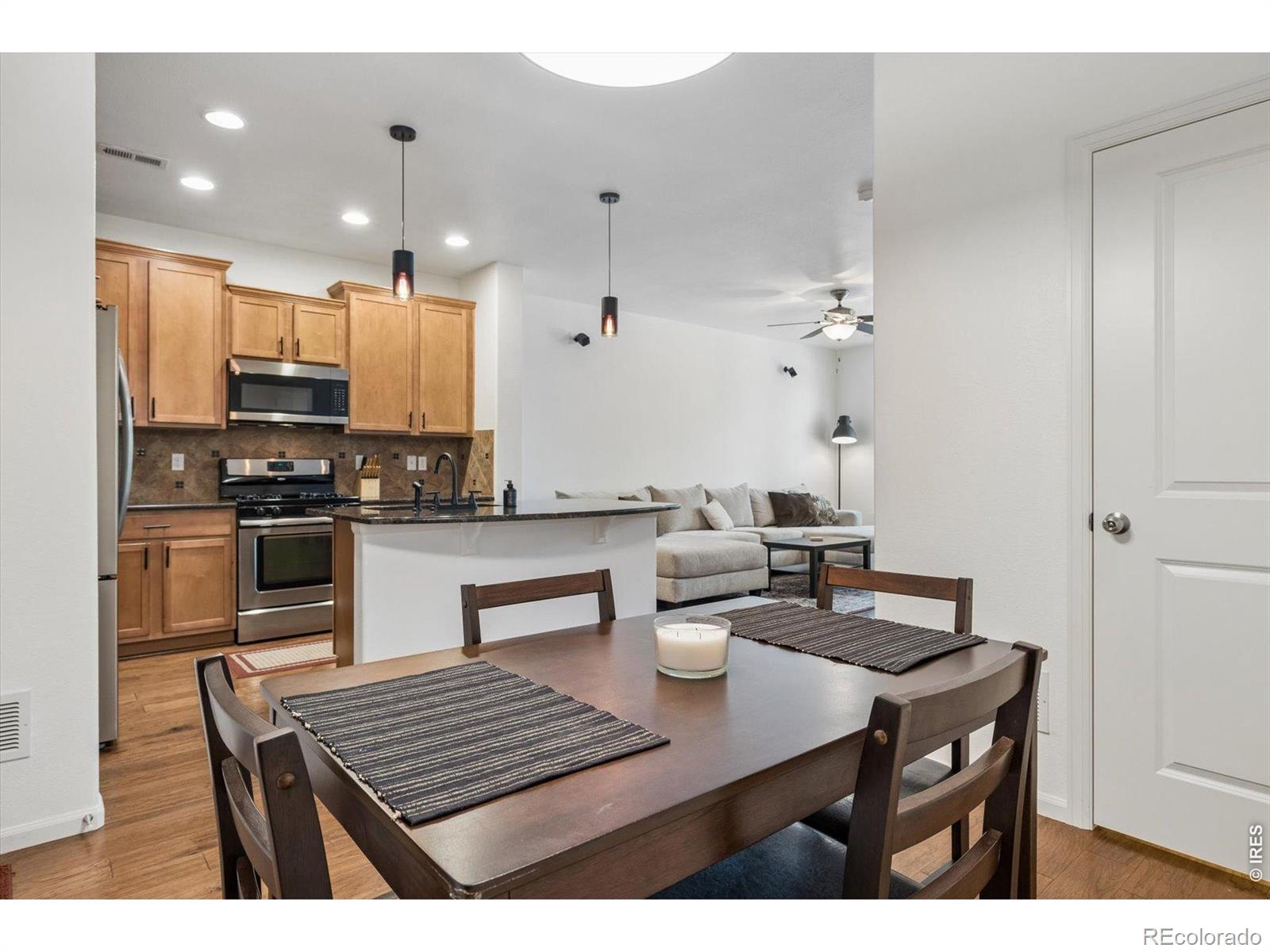 MLS Image #11 for 8906 e nichols place,centennial, Colorado