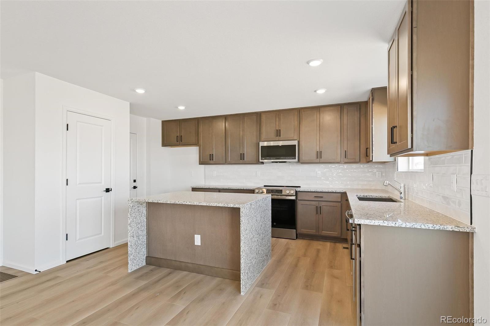MLS Image #14 for 1731 s gold bug way,aurora, Colorado
