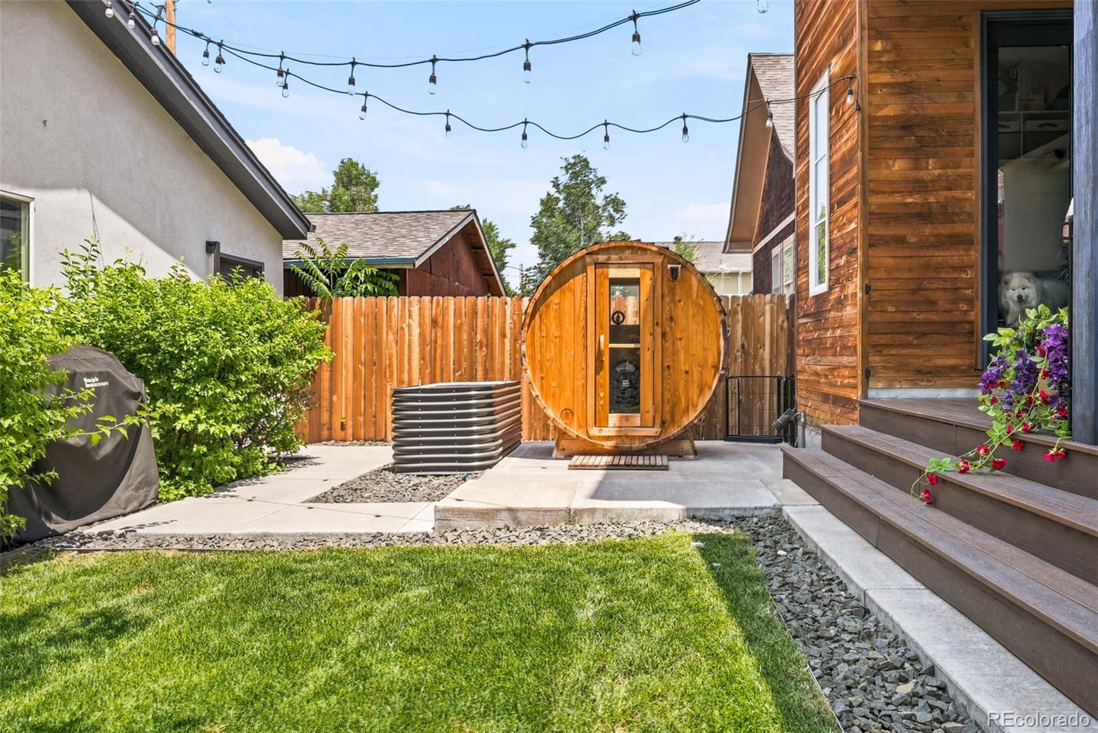 MLS Image #9 for 655 s clarkson street,denver, Colorado