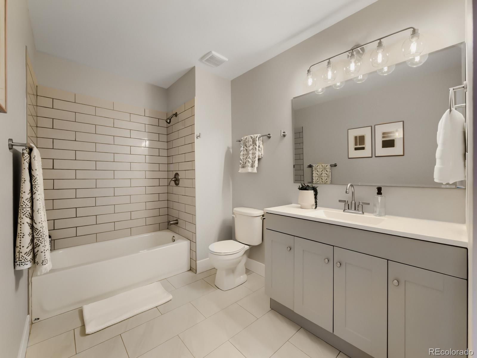 MLS Image #11 for 7782 w glasgow place,littleton, Colorado