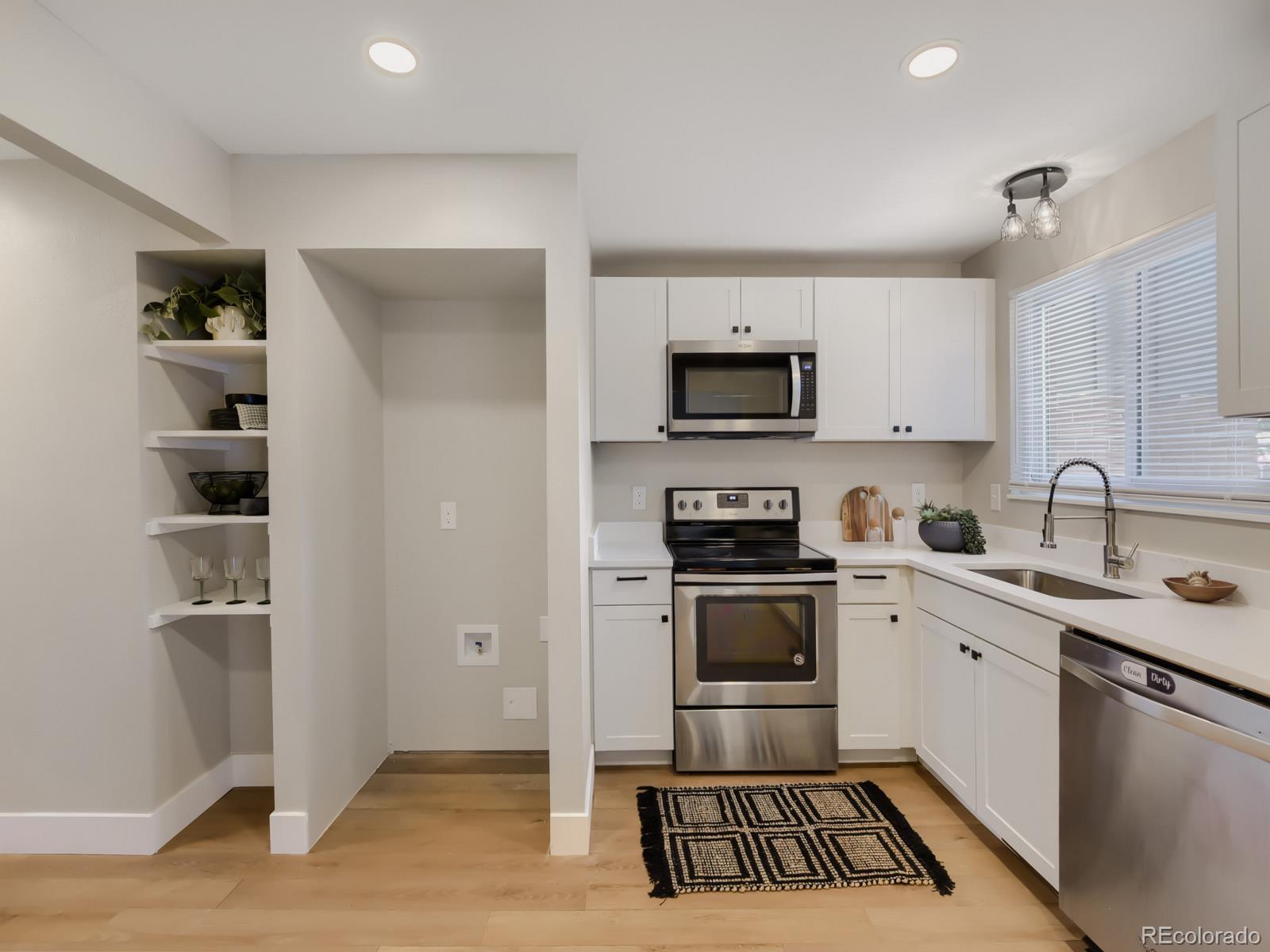 MLS Image #18 for 7782 w glasgow place,littleton, Colorado