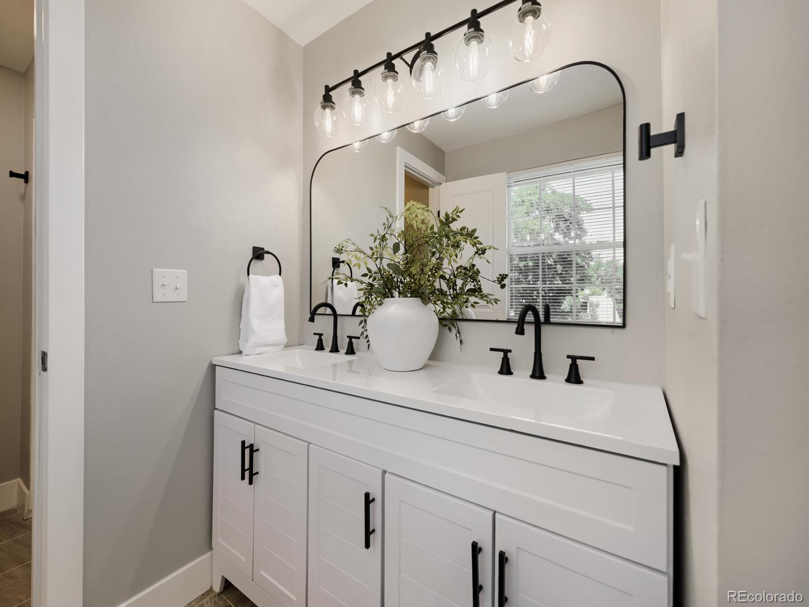 MLS Image #5 for 7782 w glasgow place,littleton, Colorado