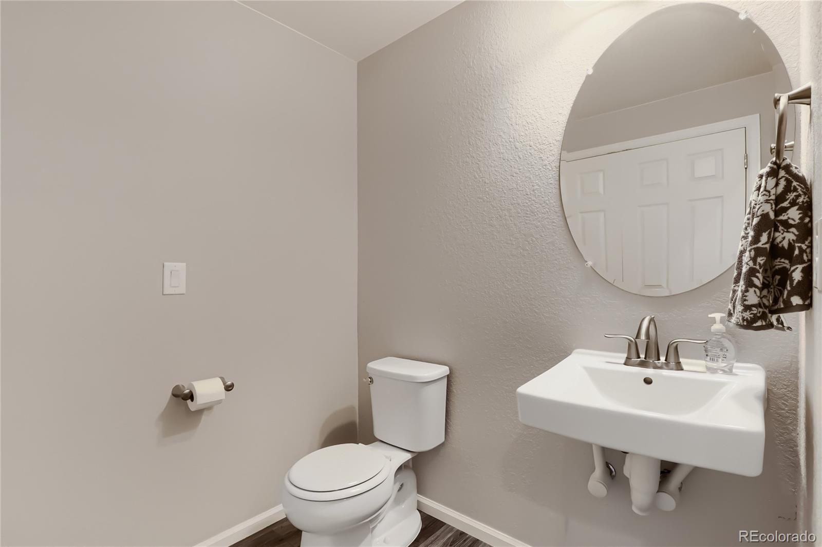 MLS Image #12 for 16214 e 47th drive,denver, Colorado