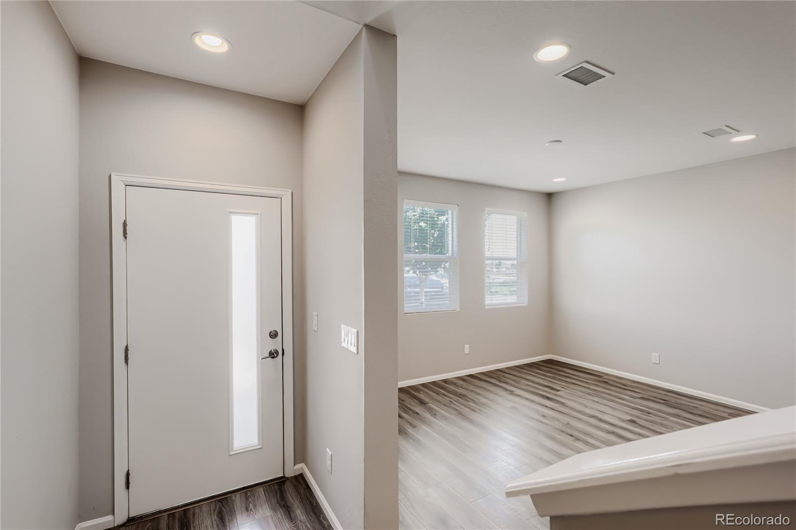 MLS Image #3 for 16214 e 47th drive,denver, Colorado