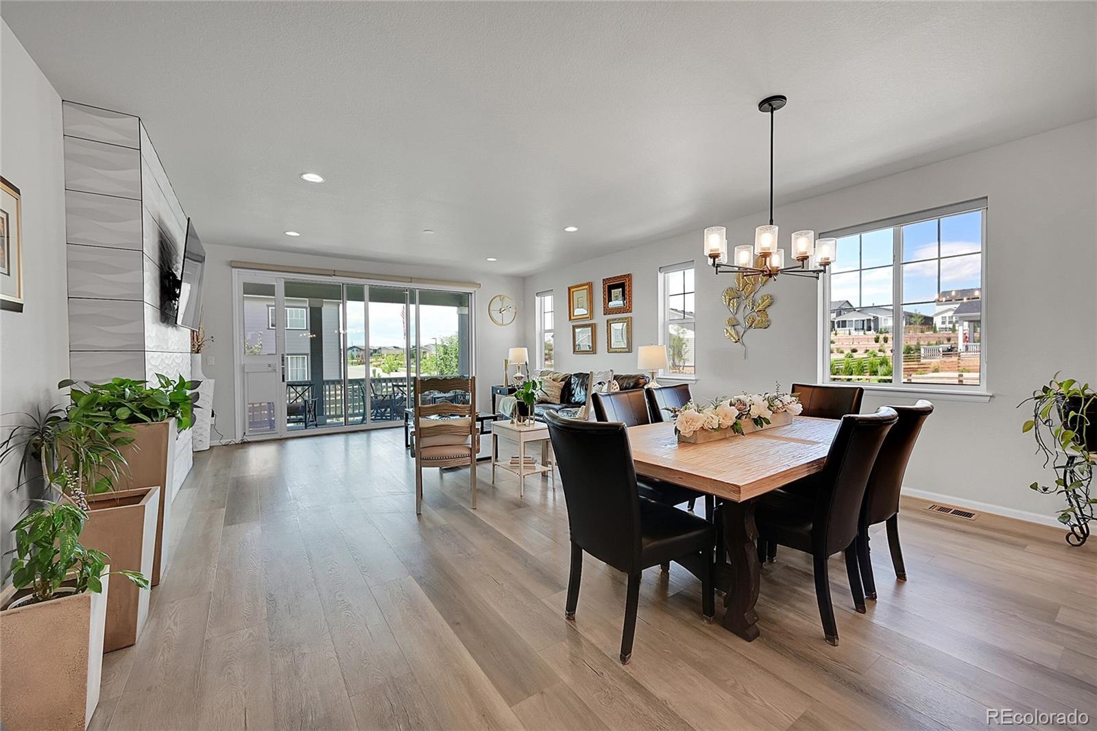 MLS Image #9 for 3891  eaton park street,aurora, Colorado