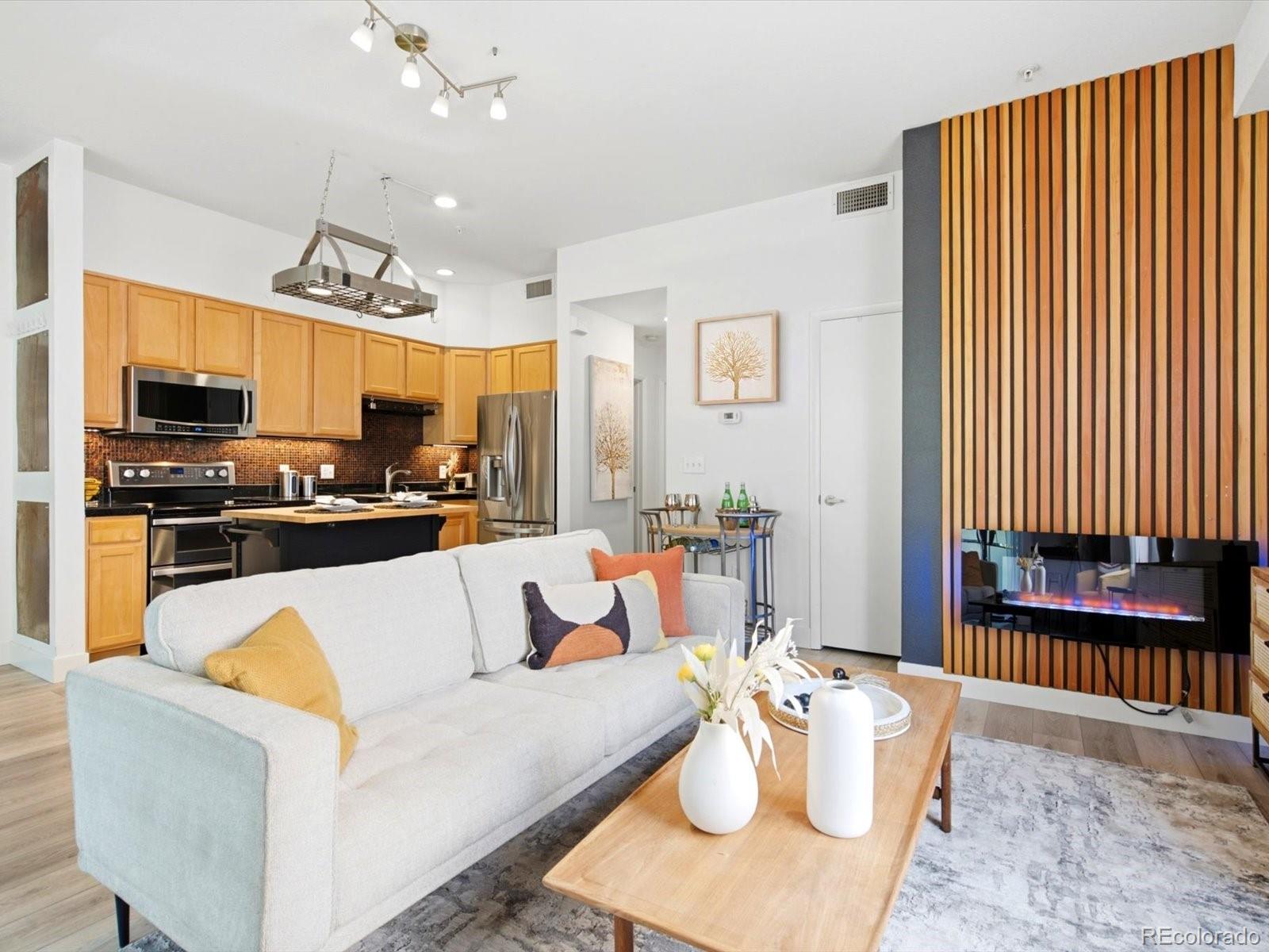 MLS Image #14 for 3149  blake street,denver, Colorado