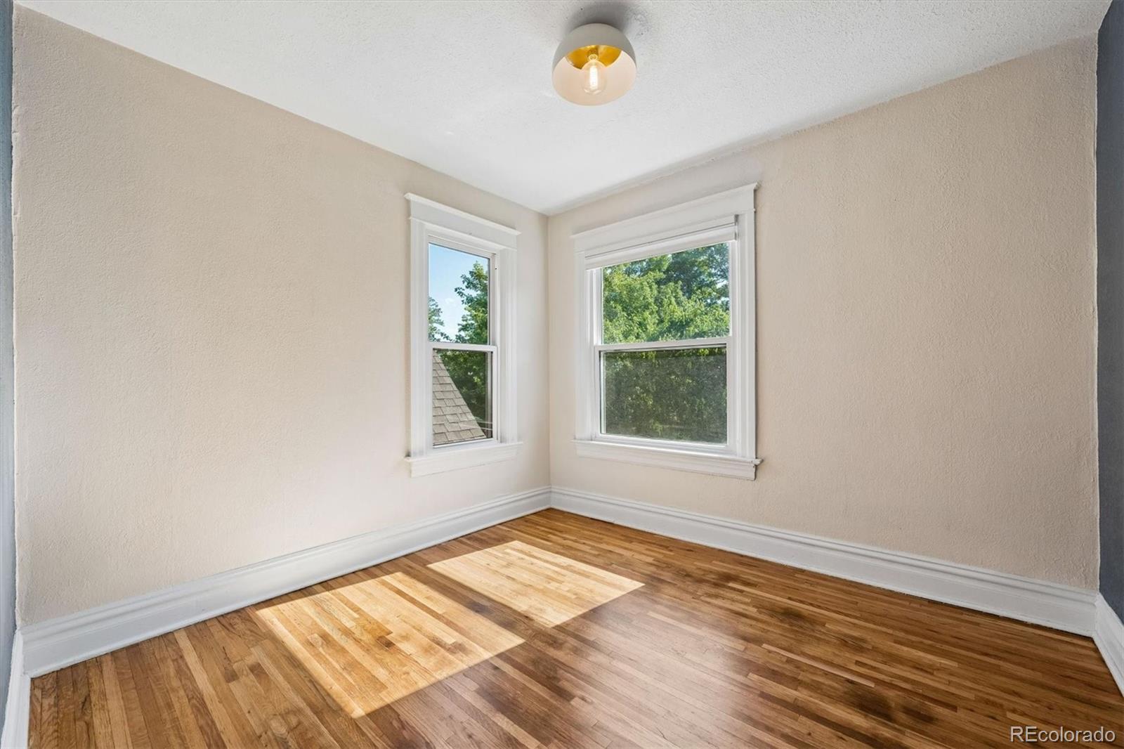 MLS Image #20 for 1139 n downing street,denver, Colorado