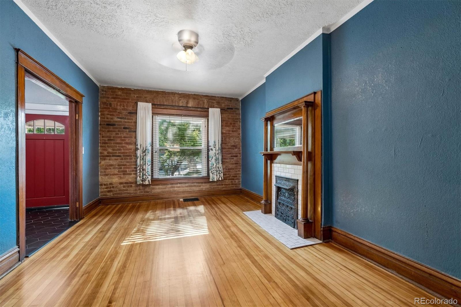 MLS Image #5 for 1139 n downing street,denver, Colorado
