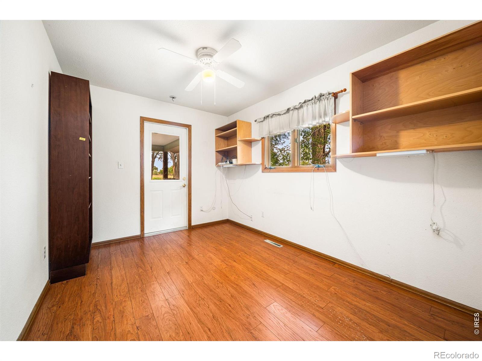 MLS Image #13 for 6541  saint vrain road,longmont, Colorado