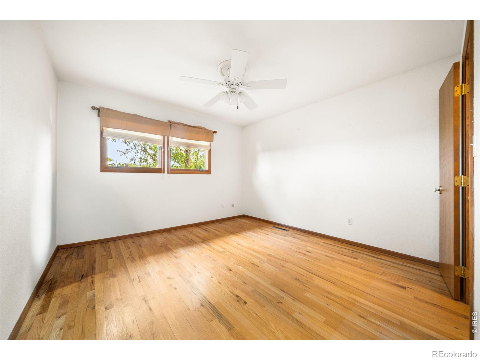 MLS Image #14 for 6541  saint vrain road,longmont, Colorado