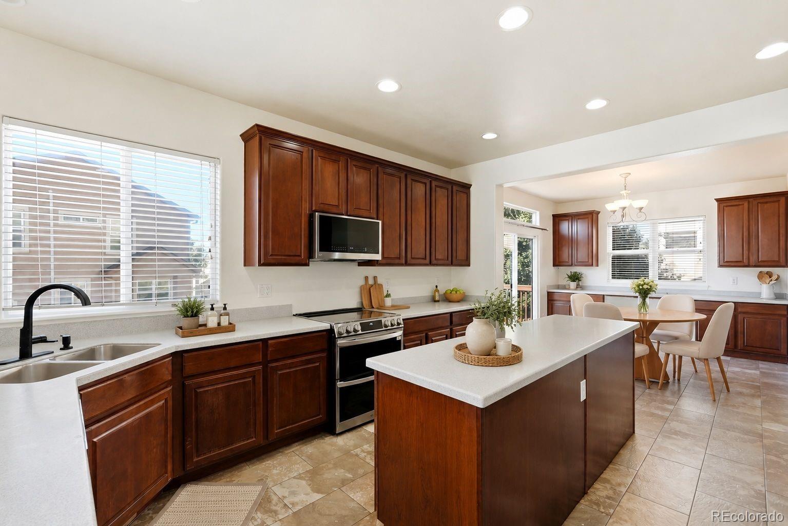 MLS Image #11 for 6887  quiet pond place,colorado springs, Colorado