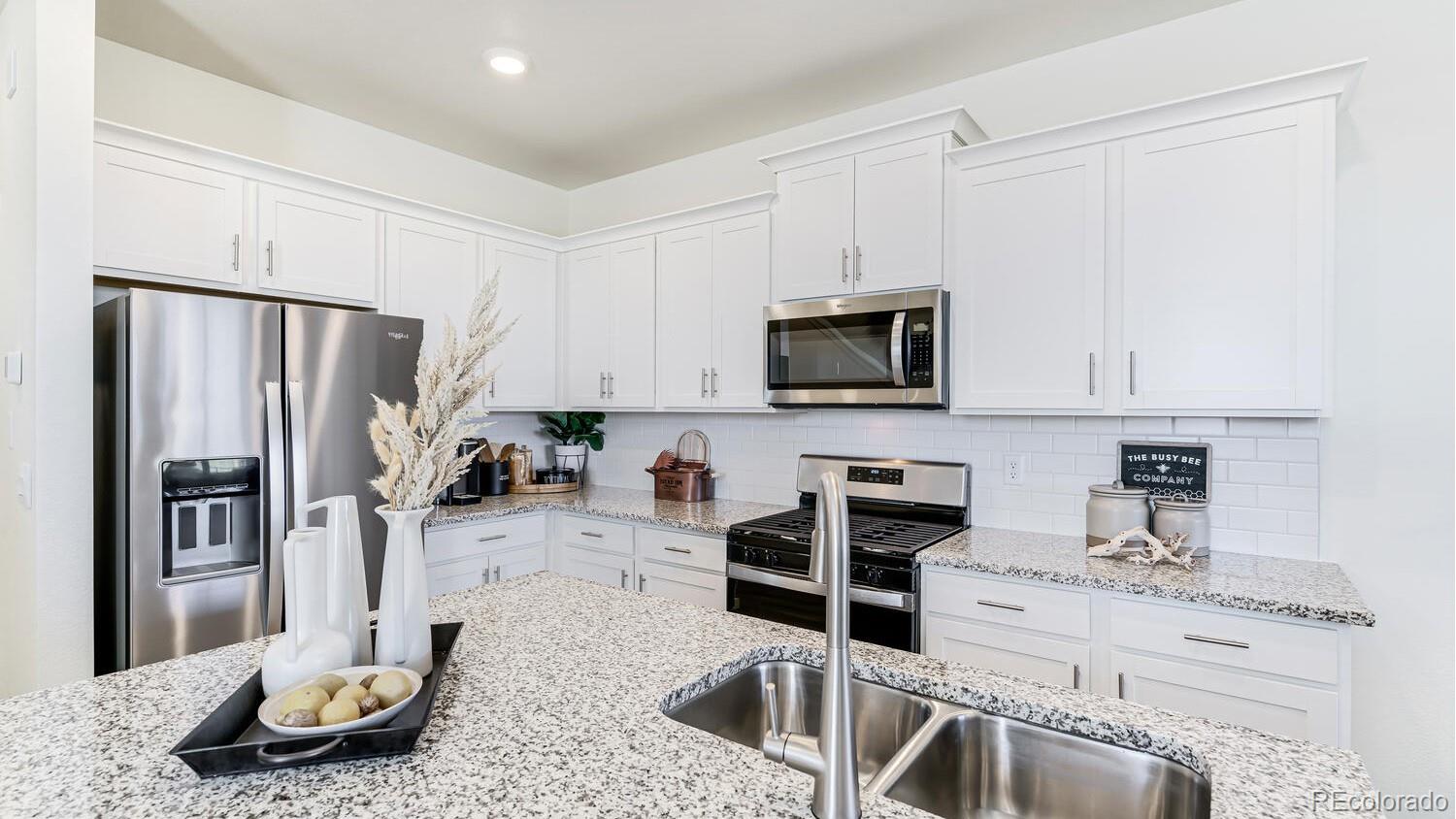 MLS Image #6 for 949  red star lane,johnstown, Colorado
