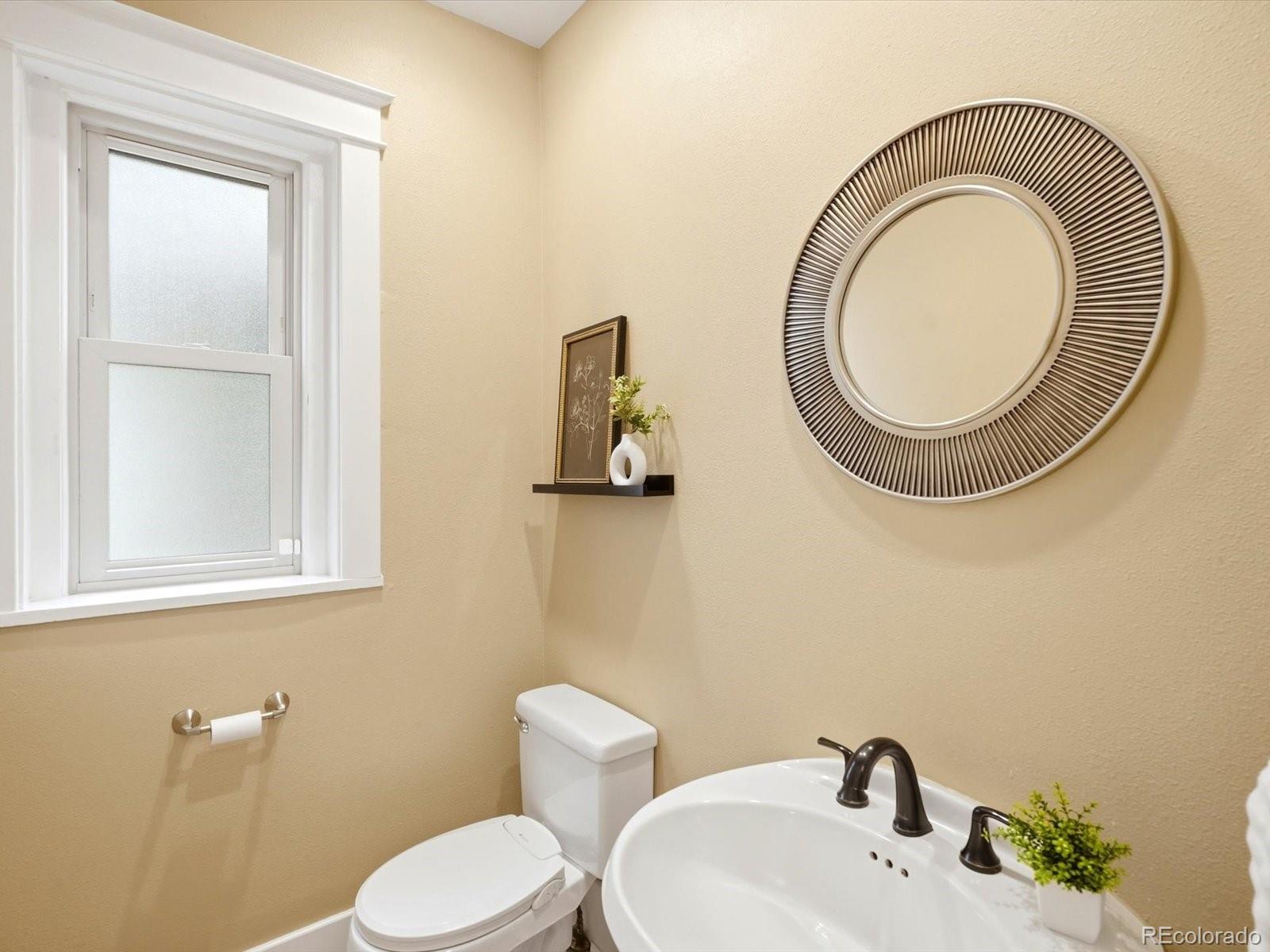 MLS Image #19 for 1330  milwaukee street,denver, Colorado